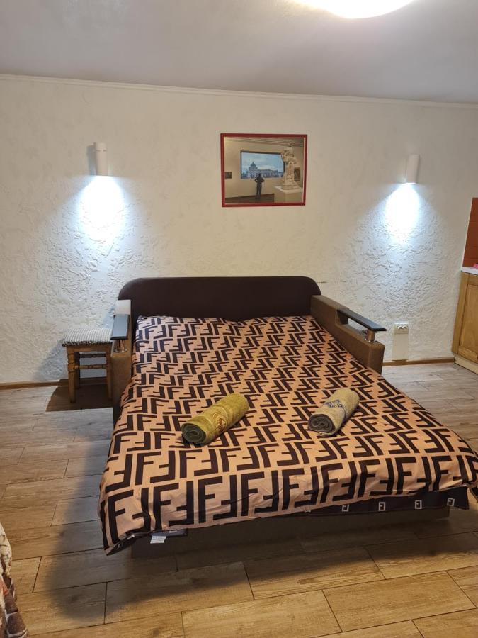 Ferienwohnung Студіо На Кoновальця Lemberg Exterior foto